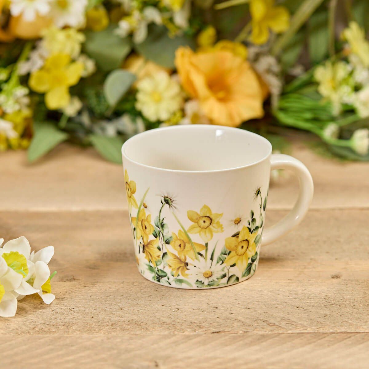 Daffodil and Daisy Stoneware Jug & Mug Set