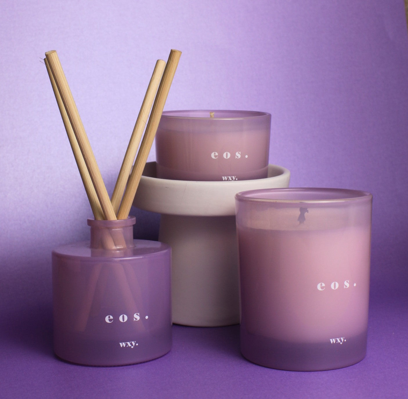 Eos Orris Root & Amber Wxy Deluxe Candle