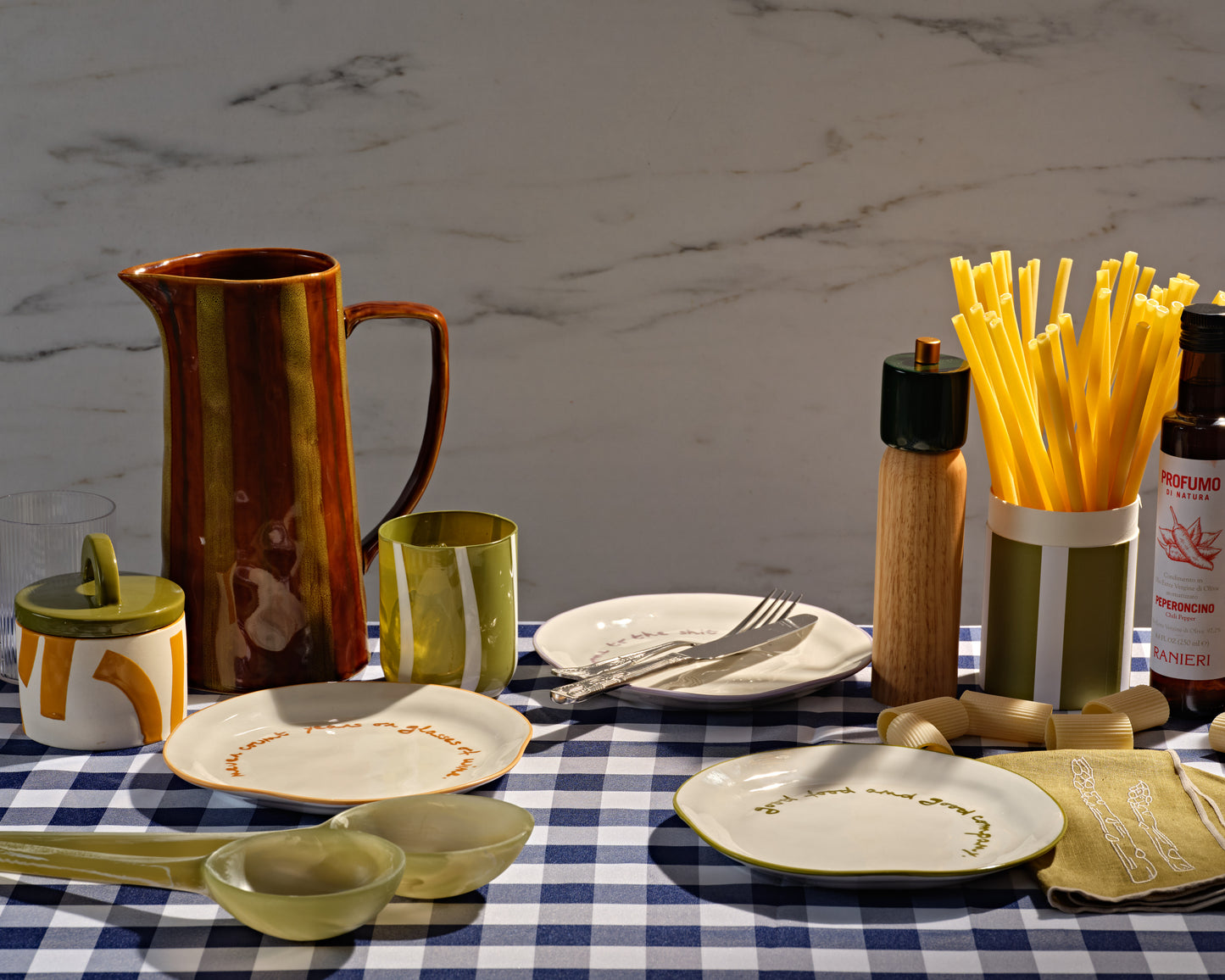 Deluxe Salt & Pepper Grinder - 2 colours available