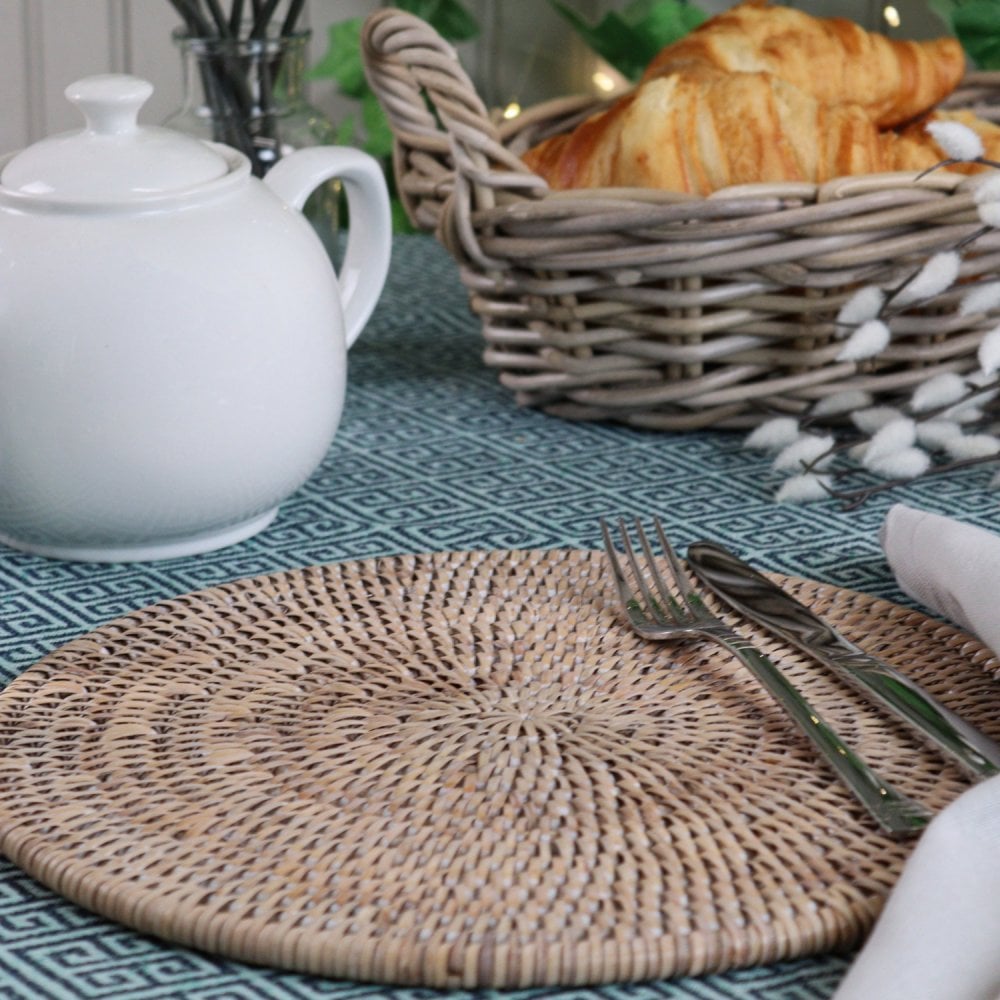 Set of 2 Round Rattan Placemats