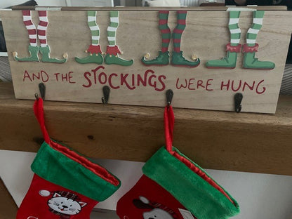 Elf Stocking Peg Plaque